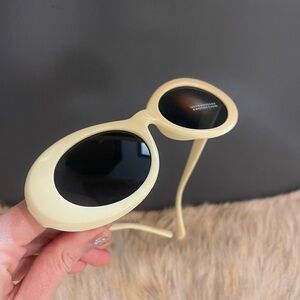 New beige white rounded sunglasses retro style